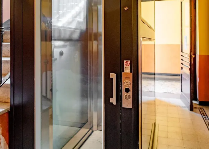 Balcone, Ca' Mamolling Apartment Turin